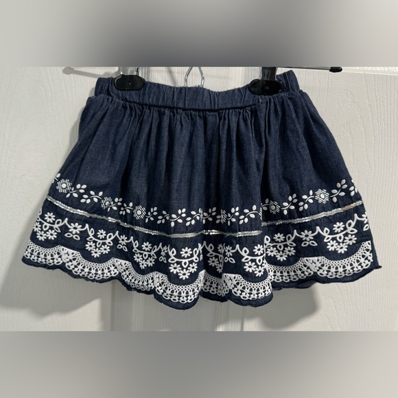 Flapdoodles Ruffled Sleeved Blouse w/Scalloped Denim Pleated Skirt Set. Size 4. - Picture 5 of 9